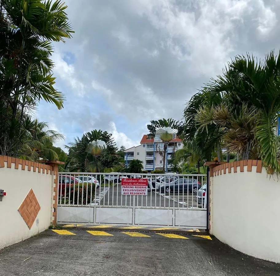 F3 Location Saisonniere Detente Tranquillite Et Belle Vue Les Trois-Ilets Apartment